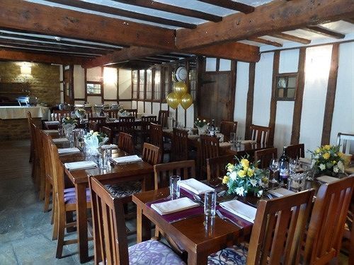 The George Inn 3*
