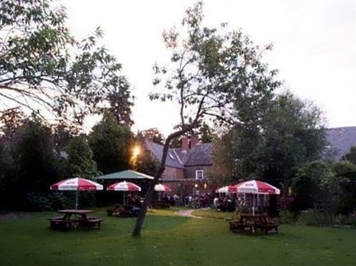 Inn The George Lower Brailes